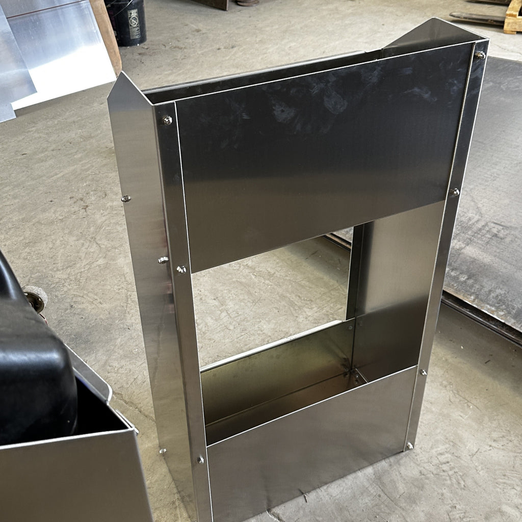 Fuel Jug Rack, Stacked – MP Trailer Accessories